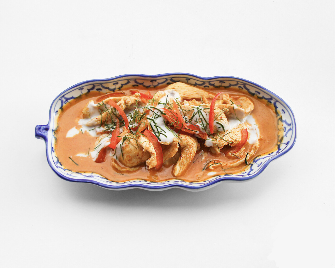 Poulet au curry panang, parfumé à la citronnelle et mijoté dans du lait de coco 🫑🌶